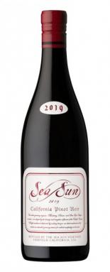 Sea Sun Pinot Noir 2023 (750ml) (750ml)
